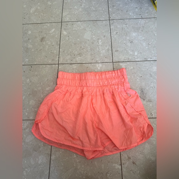 FREE PEOPLE MOVEMENT "The Way Home" Running Shorts in Papaya women’s size Large - Picture 3 of 5